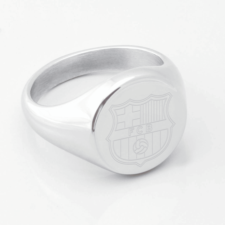 Barcelona Engraved Silver Signet Ring