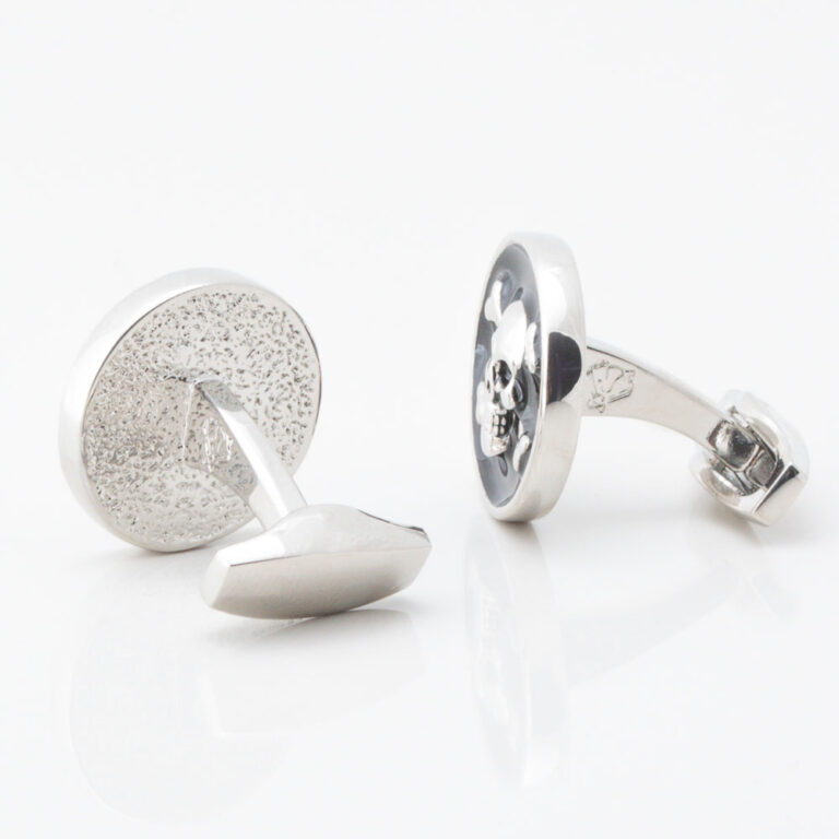 Enamel Skull & Crossbones Cufflinks Gallery