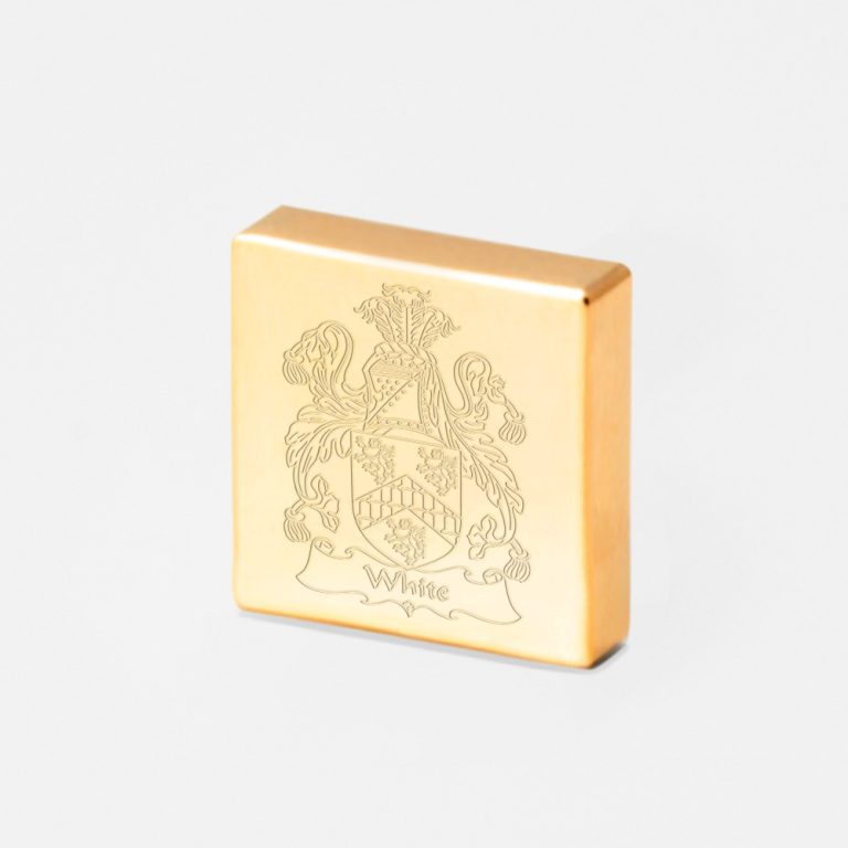 Family-crest-gold-Engraved-Lapel-Pin