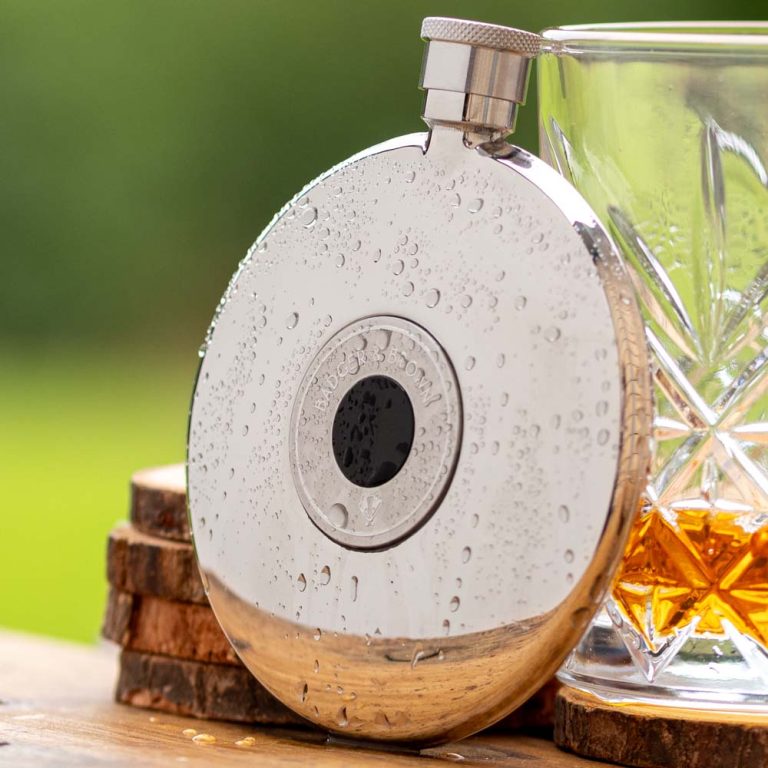 Luxury-Compact-Hipflask-With-Onyx