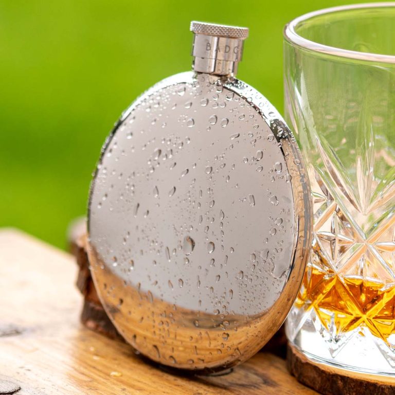 Luxury-Compact-Hipflask