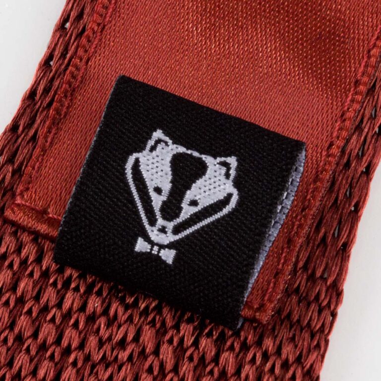 burgundy-knitted-tie