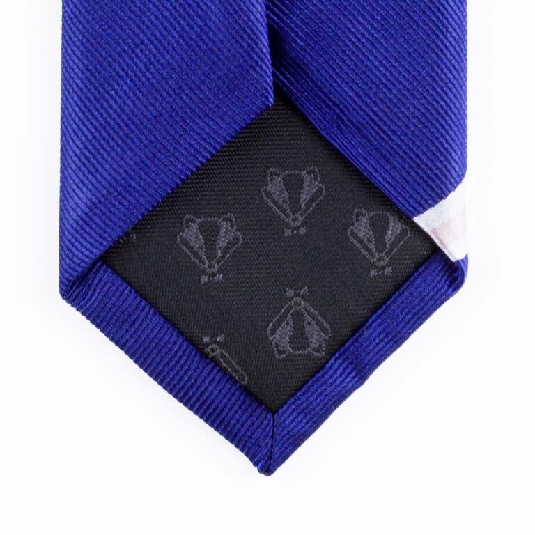 navy-pink-stripe-tie