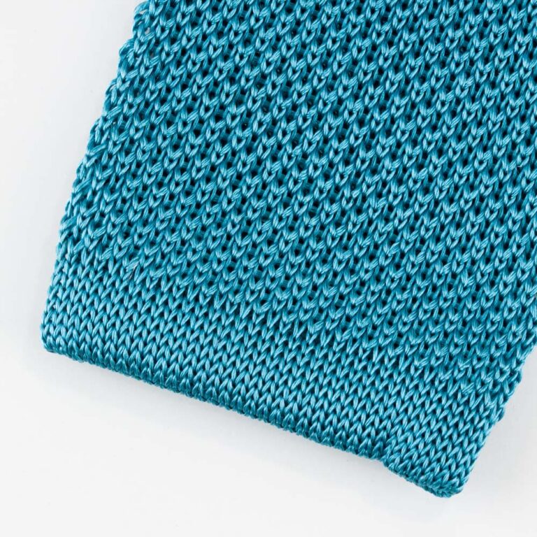teal-knitted-tie