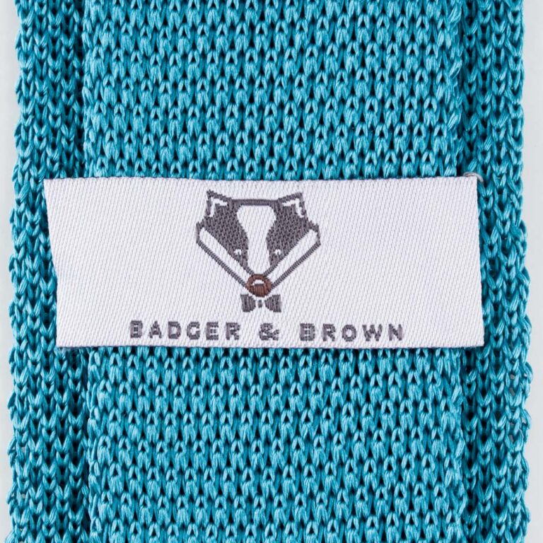 teal-knitted-tie