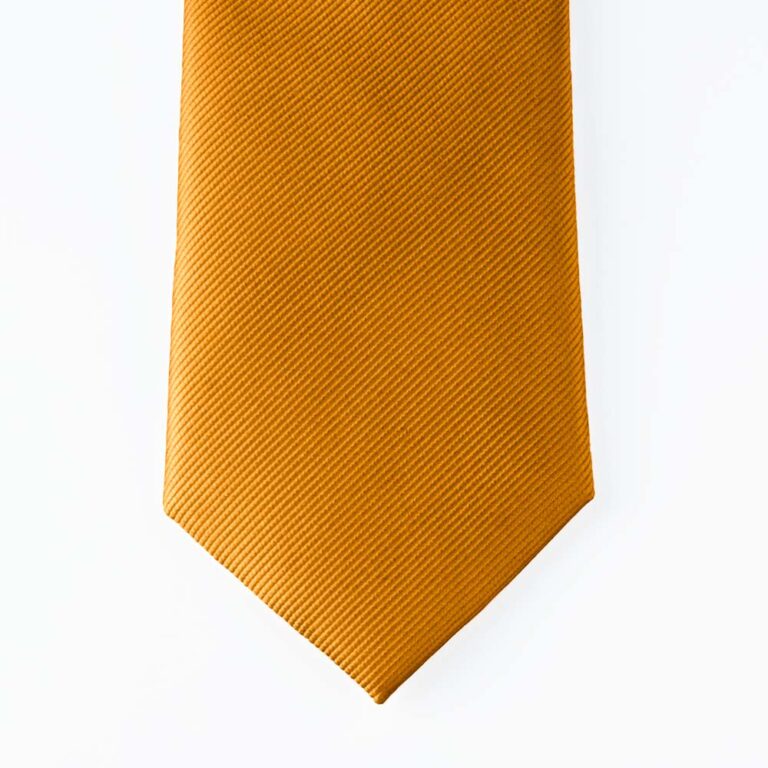 cinnamon-ribbed-tie