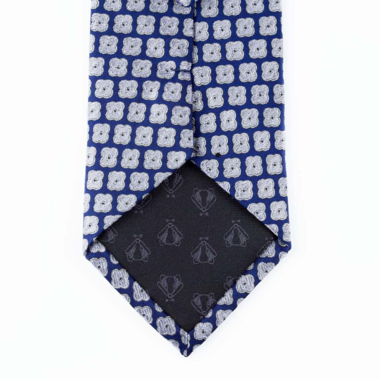 geo-square-midnight-blue-ivory-pocket-square