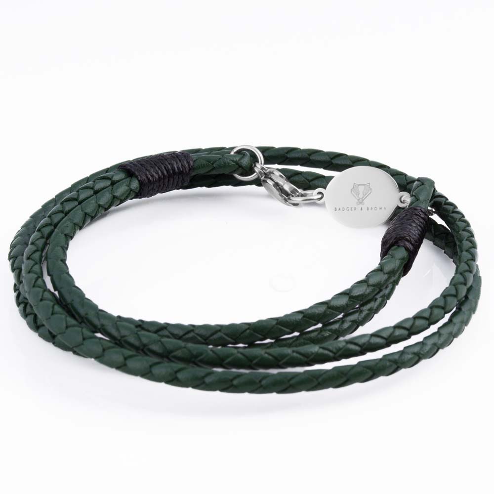 green-oval-clasp-braided-leather-bracelet