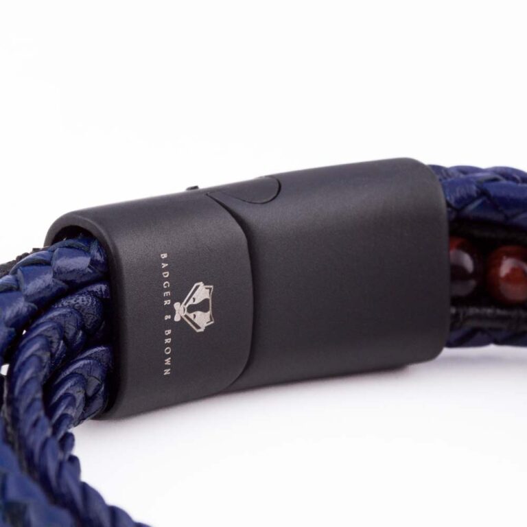 navy-beaded-bracelet