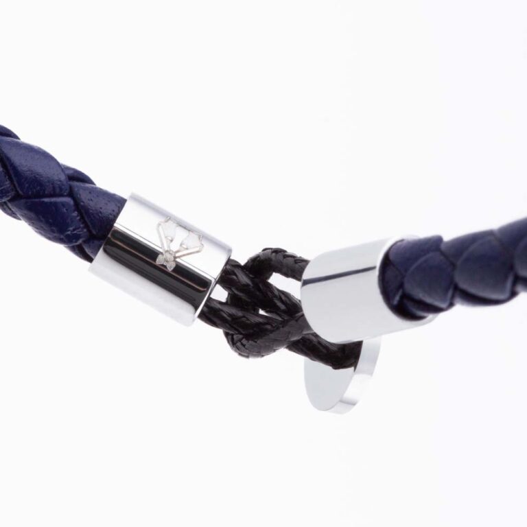 navy-super-slim-loop-leather-bracelet