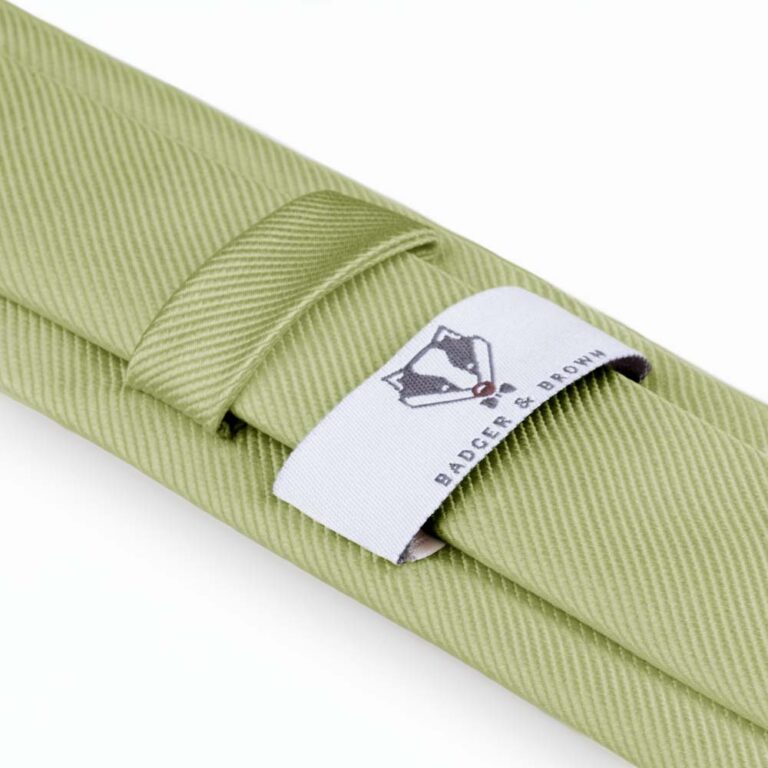 pistachio-ribbed-skinny-tie